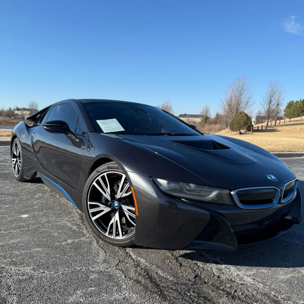 2016 BMW i8
